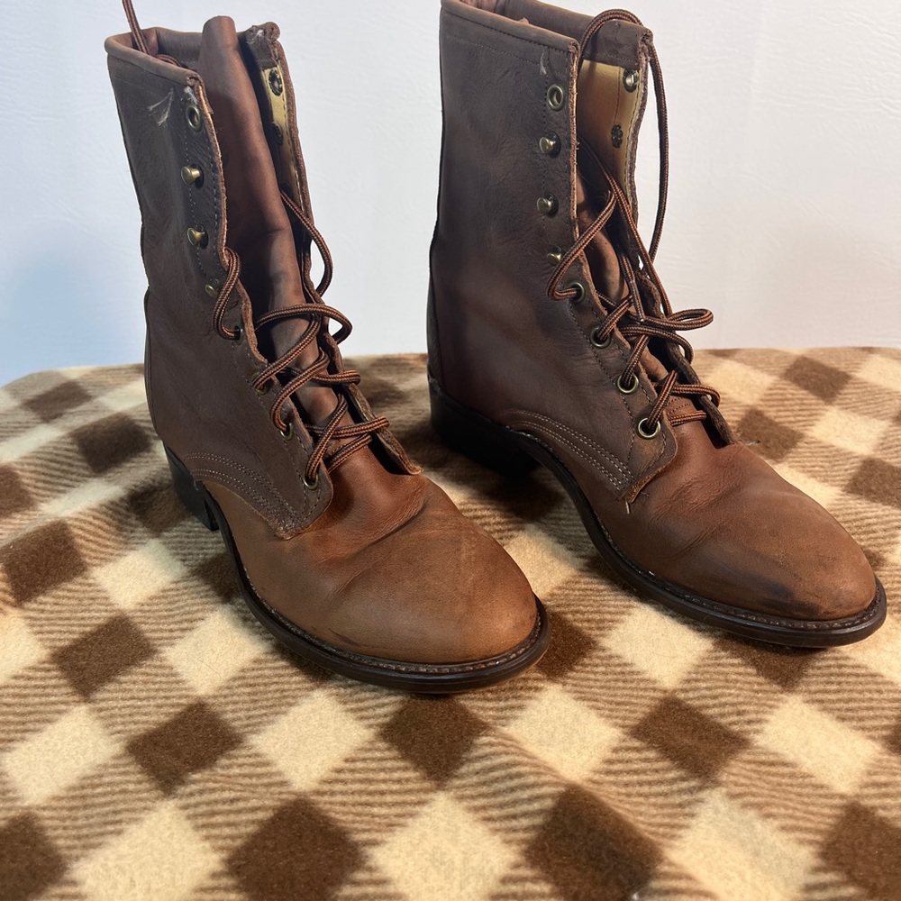 Laredo Tan and Brown Vintage Leather Boots sz 6.5